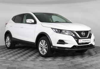 Подержанный автомобиль Nissan Qashqai 2022 года (3 фото)