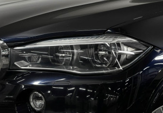 Подержанный автомобиль BMW X5 2017 года (8 фото)
