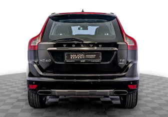 Подержанный автомобиль Volvo XC60 2015 года (6 фото)