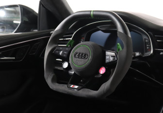 Подержанный автомобиль Audi SQ8 2019 года (15 фото)