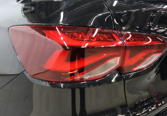 Подержанный автомобиль Chevrolet Monza 2023 года (26 фото)