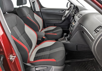 Подержанный автомобиль Skoda Yeti 2016 года (24 фото)