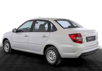 Подержанный автомобиль LADA (ВАЗ) Granta Sedan 2025 года (7 фото)