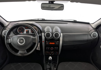 Подержанный автомобиль LADA (ВАЗ) Largus Wagon 2018 года (14 фото)