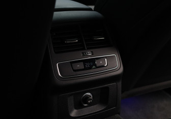 Подержанный автомобиль Audi A5 Liftback 2018 года (11 фото)