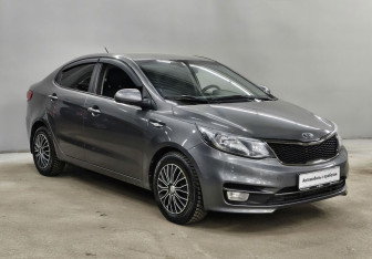 Подержанный автомобиль Kia Rio Sedan 2015 года (3 фото)