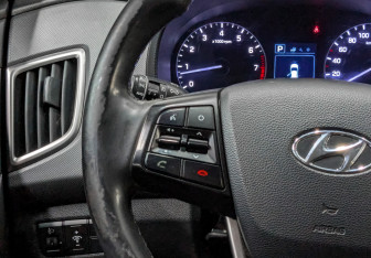 Подержанный автомобиль Hyundai Creta 2019 года (27 фото)