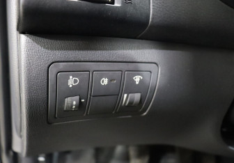 Подержанный автомобиль Hyundai Elantra Sedan 2008 года (12 фото)