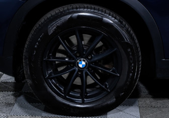 Подержанный автомобиль BMW X3 2012 года (15 фото)