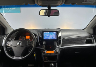 Подержанный автомобиль SsangYong Actyon 2014 года (12 фото)