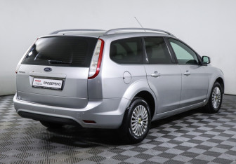Подержанный автомобиль Ford Focus Wagon 2008 года (3 фото)
