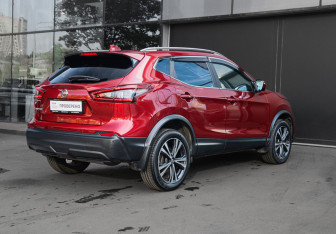 Подержанный автомобиль Nissan Qashqai 2020 года (4 фото)