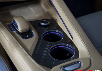 Подержанный автомобиль Zeekr 001 2024 года (14 фото)