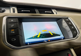 Подержанный автомобиль Land Rover Range Rover Evoque 2015 года (16 фото)