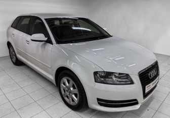 Подержанный автомобиль Audi A3 Hatchback 2012 года (2 фото)