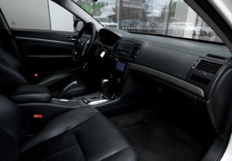 Подержанный автомобиль Chevrolet Epica 2011 года (8 фото)