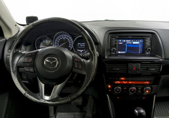 Подержанный автомобиль Mazda CX-5 2015 года (21 фото)