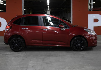 Подержанный автомобиль Citroen C3 Hatchback 2010 года (4 фото)