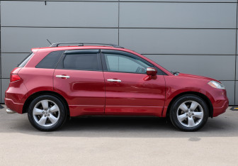 Подержанный автомобиль Acura RDX 2007 года (4 фото)