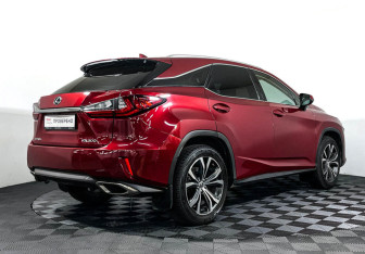 Подержанный автомобиль Lexus RX 2018 года (5 фото)