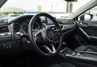 Подержанный автомобиль Mazda 6 Sedan 2018 года (9 фото)