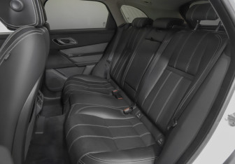 Подержанный автомобиль Land Rover Range Rover Velar 2018 года (10 фото)