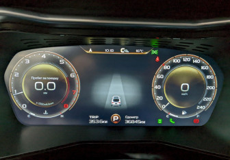 Подержанный автомобиль Geely Tugella 2023 года (26 фото)