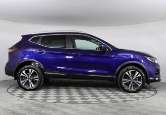Подержанный автомобиль Nissan Qashqai 2020 года (4 фото)