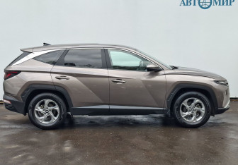 Подержанный автомобиль Hyundai Tucson 2021 года (4 фото)