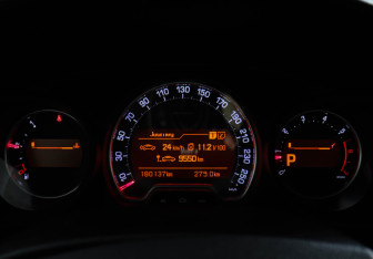 Подержанный автомобиль Citroen C5 Sedan 2010 года (11 фото)