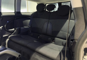 Подержанный автомобиль MINI Clubman Hatchback 2008 года (14 фото)