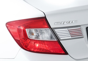 Подержанный автомобиль Honda Civic Sedan 2012 года (8 фото)