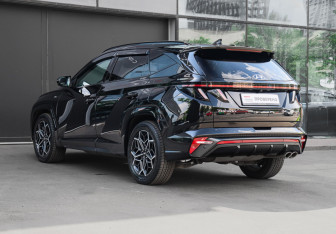 Подержанный автомобиль Hyundai Tucson 2022 года (6 фото)