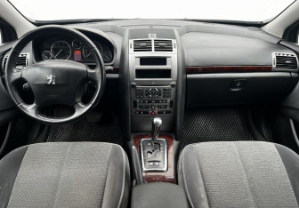 Подержанный автомобиль Peugeot 407 Sedan 2006 года (12 фото)