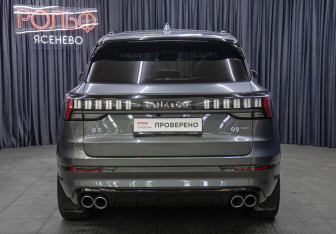 Подержанный автомобиль Lynk&Co 09 2022 года (6 фото)