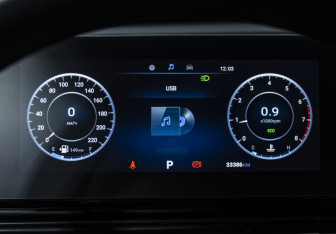 Подержанный автомобиль Omoda C5 2024 года (11 фото)