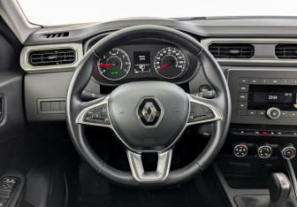 Подержанный автомобиль Renault Arkana 2020 года (21 фото)