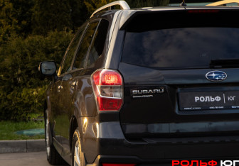 Подержанный автомобиль Subaru Forester Suv 2014 года (22 фото)