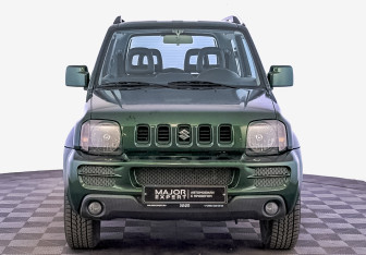Подержанный автомобиль Suzuki Jimny 2011 года (2 фото)