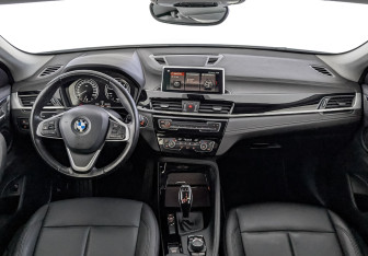 Подержанный автомобиль BMW X2 2020 года (14 фото)
