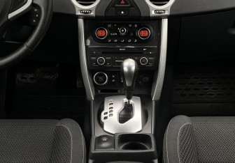 Подержанный автомобиль Renault Koleos 2014 года (13 фото)