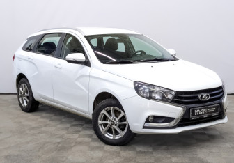 Подержанный автомобиль LADA (ВАЗ) Vesta Wagon 2021 года (3 фото)
