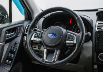 Подержанный автомобиль Subaru Forester Suv 2016 года (15 фото)