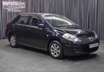 Подержанный автомобиль Nissan Tiida Sedan 2010 года (3 фото)