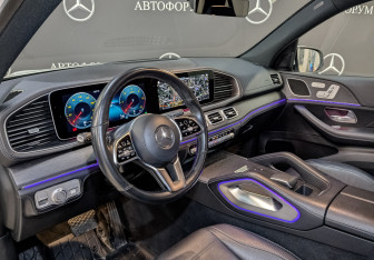 Подержанный автомобиль Mercedes-Benz GLE 2021 года (15 фото)