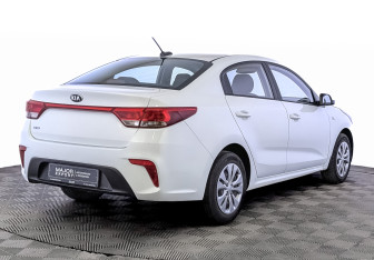 Подержанный автомобиль Kia Rio Sedan 2020 года (5 фото)