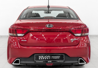 Подержанный автомобиль Kia Rio Sedan 2021 года (6 фото)