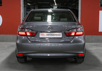 Подержанный автомобиль Toyota Camry Sedan 2014 года (6 фото)