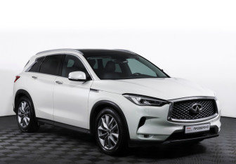 Подержанный автомобиль Infiniti QX50 2019 года (3 фото)
