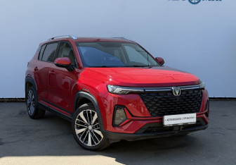 Подержанный автомобиль Changan CS35PLUS 2023 года (3 фото)